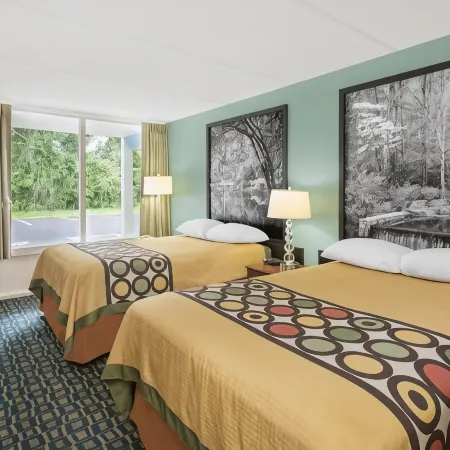 Super 8 by Wyndham Kingsland I-95/Naval Base Area Отели в г. Кингсленд