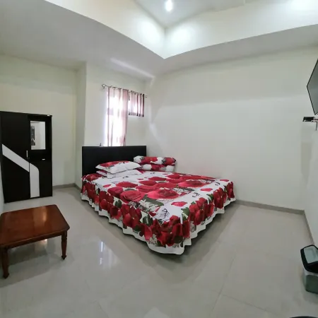 Sangkapura Homestay Отели в г. округ Гресик