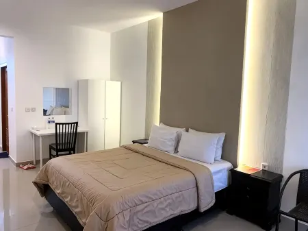 Hotel Puri Mira Bogor Отели рядом с достопримечательностью «Bukit Pupay»