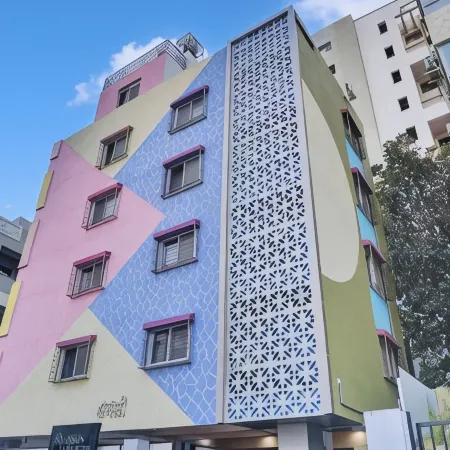 Urban Hometel