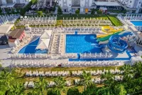 Grand Park Lara Hotel