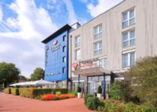 Best Western Premier IB Hotel Friedberger Warte Hotels in der Nähe von Hundefreilauffläche Riedberg
