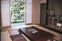 名水の宿 宝珠屋