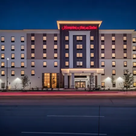 Hampton Inn & Suites Dallas-The Colony