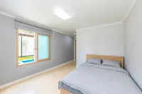 Pohang Little Forest Pool Villa Pension