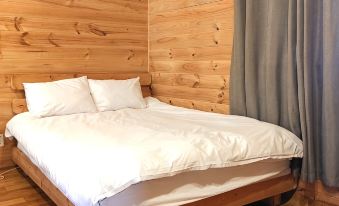 Log Park Dochidol Ranch