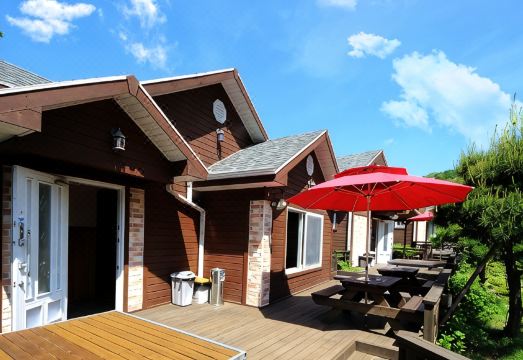 계곡 인근 펜션