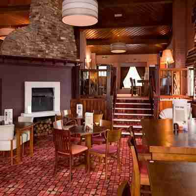 Premier Inn Glasgow East Kilbride Central Dining/Meeting Rooms