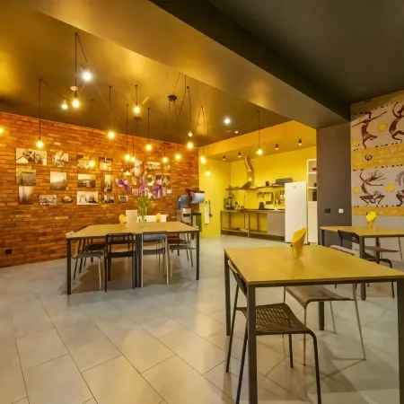 Friday Center — хостел Отели рядом с достопримечательностью «Музей Мирового океана»