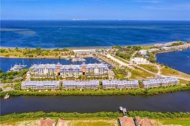 Palm Terrace Waterfront Htd Pool Hot Tub Tennis
