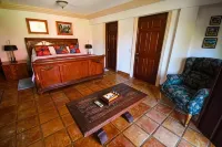 Collection O Casa Bella Hotel Boutique, Cabo San Lucas