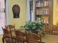 Buffalo Guesthouse Hotels in Buffalo