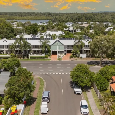 At the Sound Noosa Motel