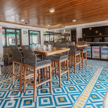 La Pinta Hotel