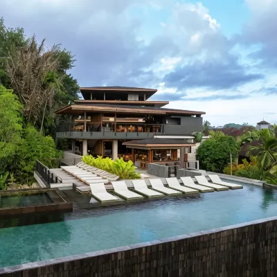 Alaya Suites Ubud Hotels near ARMA Museum