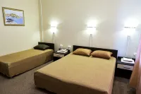 Hotel Volga - parking