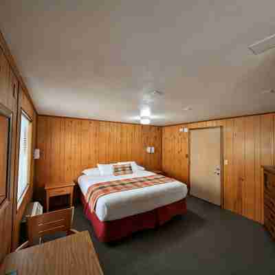 The Orca Inn Rooms