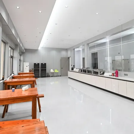 Lanxi Yicheng Hotel