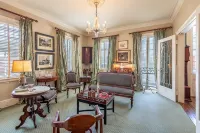 Downtown Natchez Elegant 1835 Antebellum House - 4-Star