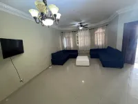 A beautiful property with enough space for you and yours - Homestays