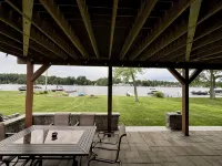 Lakefront  3-bedroom Duplex  on Lake Winnisquam, docks, Beach, WiFi, AC.B2A - 비치