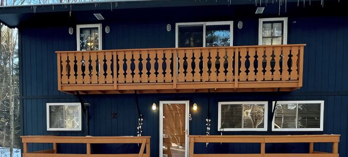 Cranmore Retreat, Walk to Slopes, Hot Tub, Game Room, Dog-Friendly, Sleeps 16+ Hotels in Conway