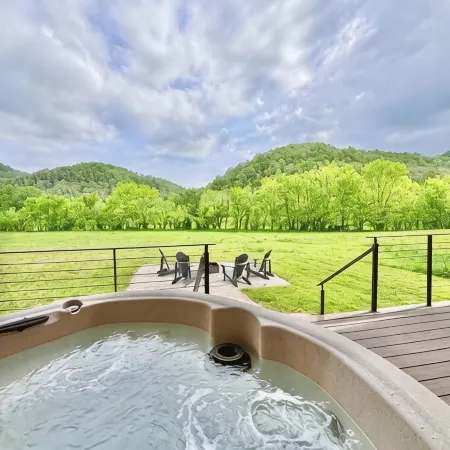 Hiker's Haven at Three Suns Cabins