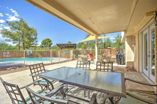 Large 7-bedroom, 4-bath house in NW Tucson - Pool, Pool Table, Sleeps 14+