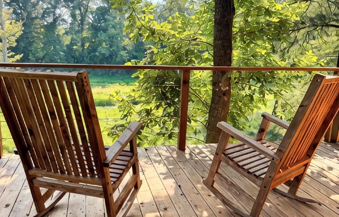 Little River Retreat~ Peaceful Countryside Getaway