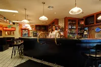 Best Western McAllen Medical Center - Quầy bar