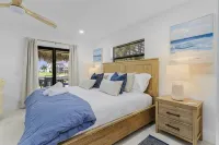The Coastal Hideaway Luxury Villa - Villas