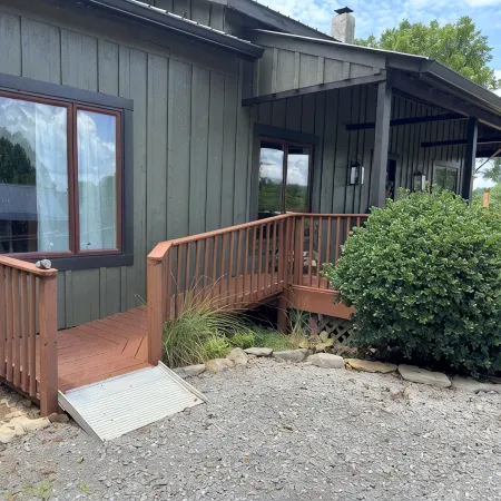 Rustic Luxury Cabin w/ Breathtaking Views, Stunning Sunsets, & Minutes from I24
