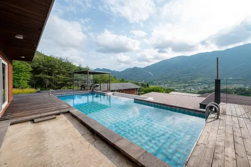 Sancheong Haru B Pension - ที่มีที่จอดรถ