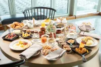 Four Seasons Hotel Kuwait at Burj Alshaya - breakfast