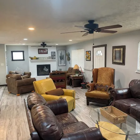 2-bedroom with a loft . Only a block away from the ATV/hiking trails !!!