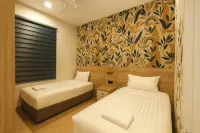 Sunway Onsen Suite Theme Park View @ Lost World - Holiday Apartments