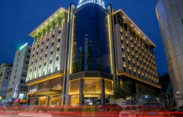 BRILLIANCE HOTEL
