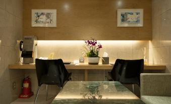Rian Hotel
