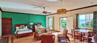 Star View Boutique Resort - parking