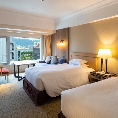 Kobe Bay Sheraton Hotel & Towers