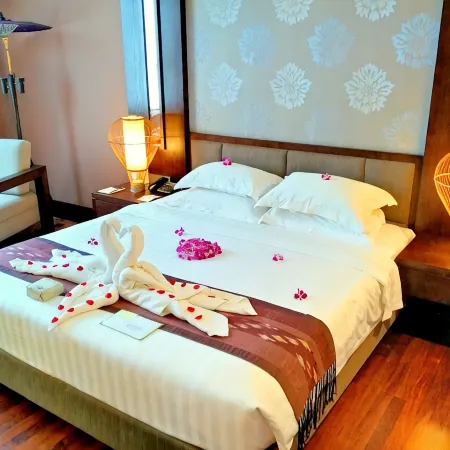Rose Garden Hotel