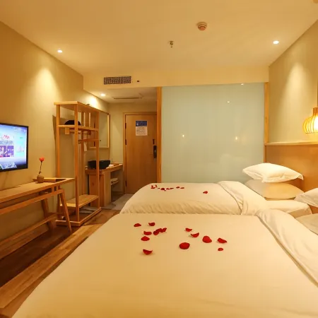 Tongjiang Kailai Hotel
