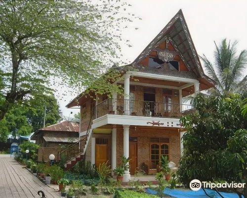 Horas Family Home Hotels in Simanindo