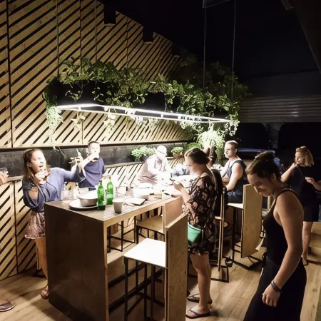 Hugger Hostel Отели рядом с достопримечательностью «Освященный проспект Lime»