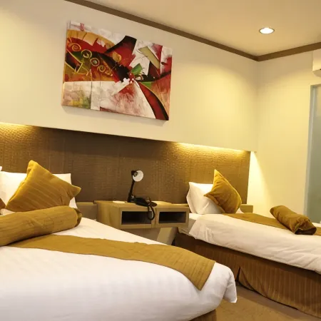Magallanes Square Hotel