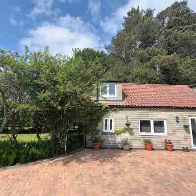 Rural, secluded holiday lodge close to beaches and Sandringham Hotel Exterior