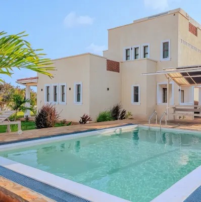 4-bedroom villa in enchanting Pazuri in Kilifi County with AC, WiFi - 빌라