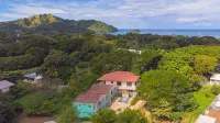 Cococabana3 newly renovated 1BR/1BA apar in downtown Coco, 5 min walk to beach.