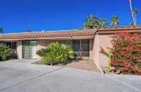 Vintage 1959 mid century modern, close to tennis and festivals - Wifi
