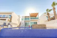 Luxurious private Space close to beach and lagoon - Uima-altaat